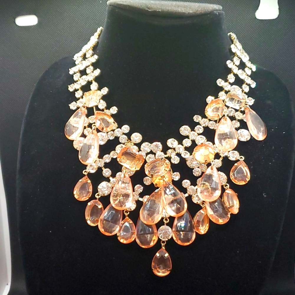 Necklace elegant.